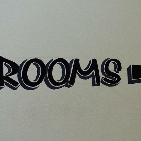 Rooms At Martha Jones Pwllheli Esterno foto